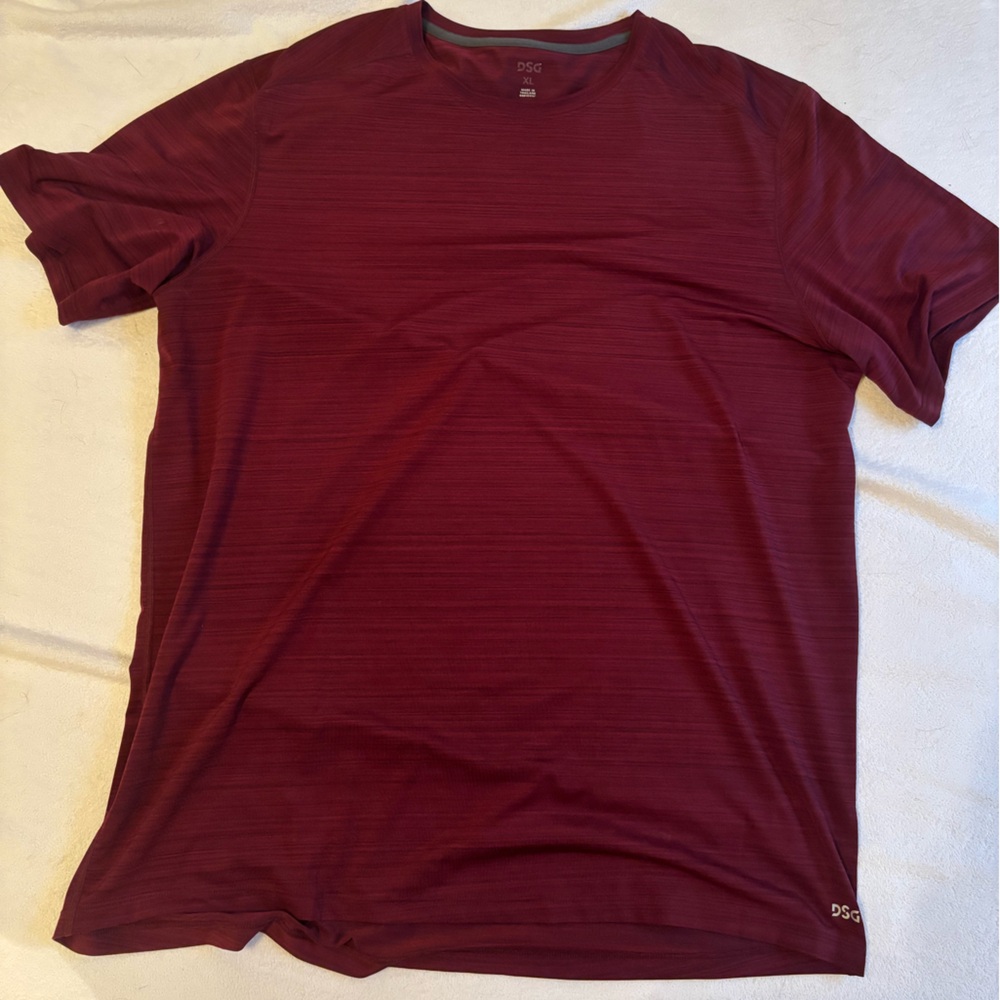 Set of 3 Men’s DSG Sport Shirts Size XL